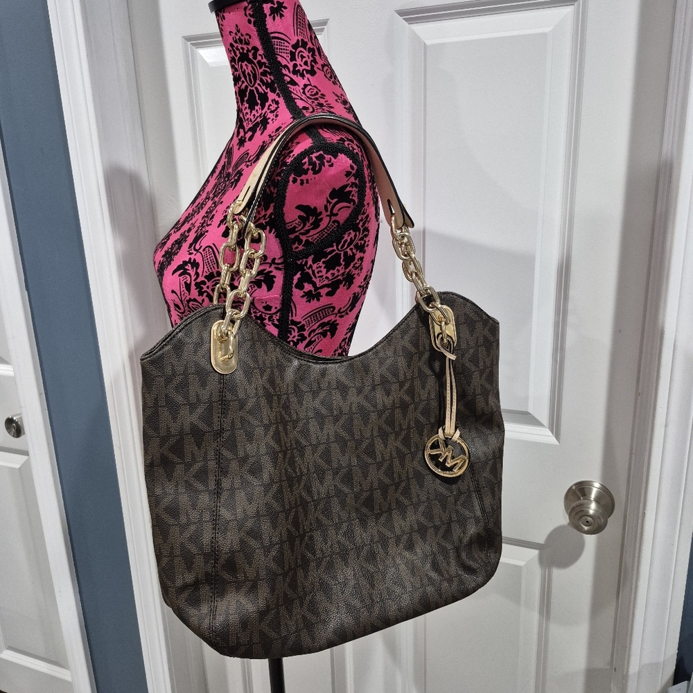 Michael Kors Lilly Tote Bag Purse Brown Signature Chain Strap - Picture 1 of 10